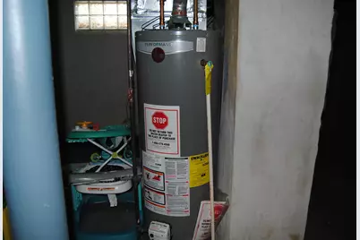 1631 W Custer Ave, Milwaukee, WI 53209 - Photo 9