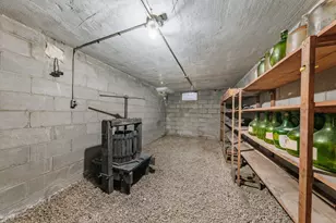 15555 Esser Ct, Brookfield, WI 53005 - Photo 43