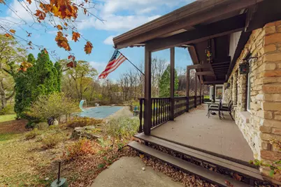 15555  Esser Ct, Brookfield, WI 53005 - Photo 57