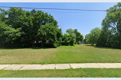 6205  13th Ave, Kenosha, WI 53143 - Photo 1