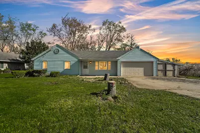 10514 38th St, Somers, WI 53144 - Photo 1