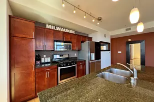 106 W Seeboth St, Milwaukee, WI 53204 - Photo 5