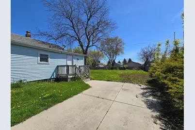 3031  Phillips Ave, Racine, WI 53403 - Photo 3