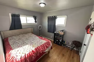 8210 W Winfield Ave, Milwaukee, WI 53218 - Photo 13