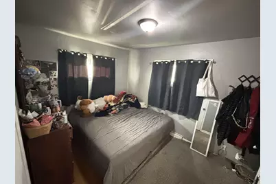 8210 W Winfield Ave, Milwaukee, WI 53218 - Photo 11