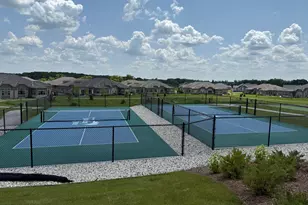 424 Standing Stone Dr, Waukesha, WI 53189 - Photo 15