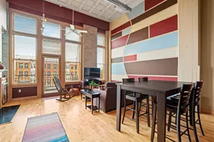 1325 N Van Buren St, Milwaukee, WI 53202 - Photo 5