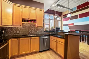 1325 N Van Buren St, Milwaukee, WI 53202 - Photo 9