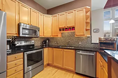 1325 N Van Buren St #308, Milwaukee, WI 53202 - Photo 11