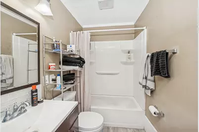 1128  Wisconsin St, Lake Geneva, WI 53147 - Photo 15