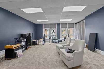 9 S Wisconsin St, Elkhorn, WI 53121 - Photo 11