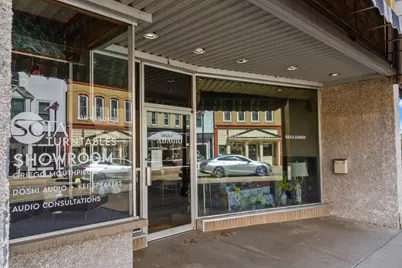 9 S Wisconsin St, Elkhorn, WI 53121 - Photo 15