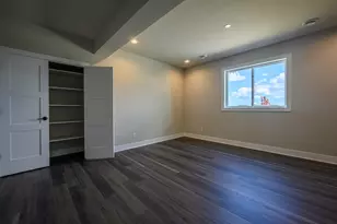 W253N5598 Cres Hl Dr, Sussex, WI 53089 - Photo 37