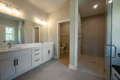 W253N5598  Crescent Hill Dr, Sussex, WI 53089 - Photo 25