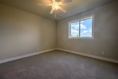 W253N5598  Crescent Hill Dr, Sussex, WI 53089 - Photo 39