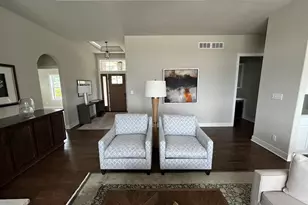 W253N5598 Cres Hl Dr, Sussex, WI 53089 - Photo 15