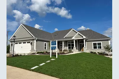 W253N5598  Crescent Hill Dr, Sussex, WI 53089 - Photo 5
