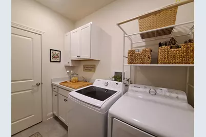 609  Cadence Cir, Lake Geneva, WI 53147 - Photo 5