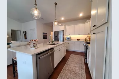 609  Cadence Cir, Lake Geneva, WI 53147 - Photo 9