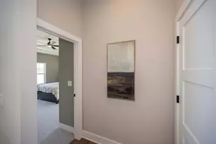 W214N6684 Fairview Dr, Menomonee Falls, WI 53051 - Photo 33