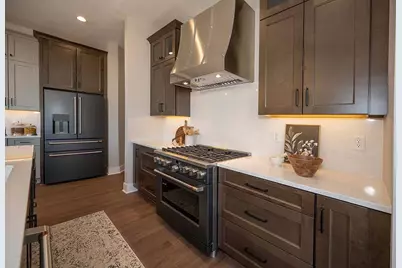 W214N6684  Fairview Dr, Menomonee Falls, WI 53051 - Photo 15