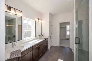 W214N6684 Fairview Dr, Menomonee Falls, WI 53051 - Photo 27