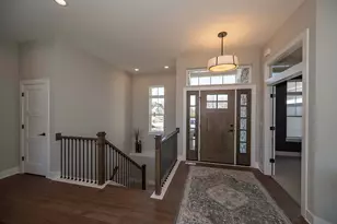 W214N6684 Fairview Dr, Menomonee Falls, WI 53051 - Photo 5