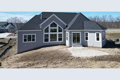 W214N6684  Fairview Dr, Menomonee Falls, WI 53051 - Photo 3