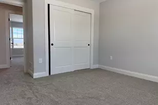 W215N4855 Kathleen Dr, Menomonee Falls, WI 53051 - Photo 19