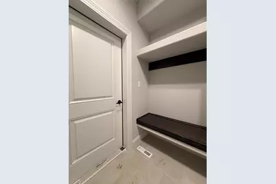 W215N4855  Kathleen Dr, Menomonee Falls, WI 53051 - Photo 17