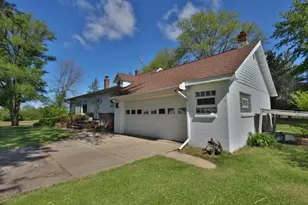 N5956 Town Shop Rd, Fountain, WI 54618 - Photo 3