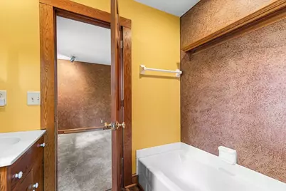 9561  Maple Tree Rd, Farmington, WI 53040 - Photo 21