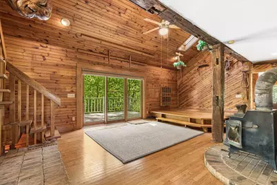 9561  Maple Tree Rd, Farmington, WI 53040 - Photo 9