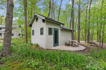 9561  Maple Tree Rd, Farmington, WI 53040 - Photo 35