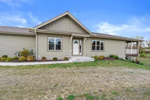 20820 Gray St, Lannon, WI 53046 - Photo 37