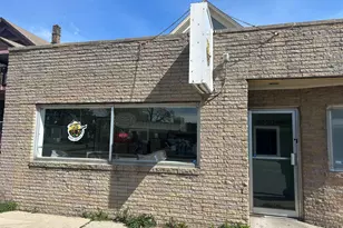 1642 Washington Ave, Racine, WI 53403 - Photo 1