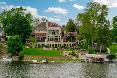 N49W35398  Wisconsin Ave, Oconomowoc, WI 53066 - Photo 5