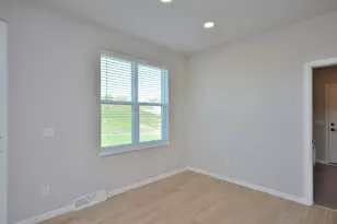 633 Standing Stone Dr, Waukesha, WI 53189 - Photo 13