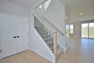 633 Standing Stone Dr, Waukesha, WI 53189 - Photo 7