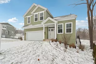 1920 La Salle St, Lake Geneva, WI 53147 - Photo 3