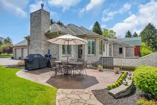 8 Lake Pointe Cir, Racine, WI 53402 - Photo 23