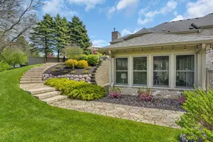 8 Lake Pointe Cir, Racine, WI 53402 - Photo 25