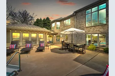 8  Lake Pointe Cir, Racine, WI 53402 - Photo 27