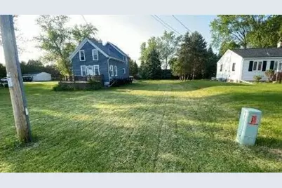 3322  Main Ave, Sheboygan, WI 53083 - Photo 3