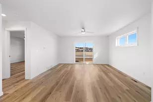 1200 Sween Dr, Holmen, WI 54636 - Photo 5