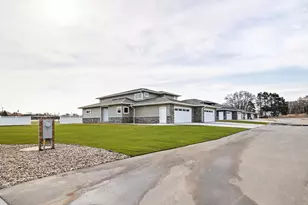 1200 Sween Dr, Holmen, WI 54636 - Photo 37