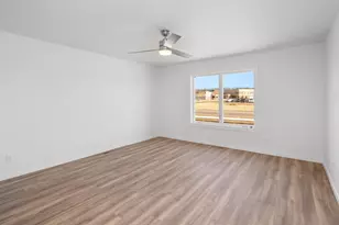 1200 Sween Dr, Holmen, WI 54636 - Photo 9