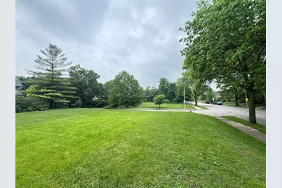 956 N 31st St, Milwaukee, WI 53208 - Photo 5