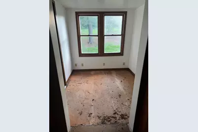 W288S250  Elmhurst Rd, Delafield, WI 53188 - Photo 9