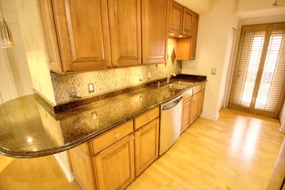 688 N Midvale Blvd #201, Madison, WI 53705 - Photo 7